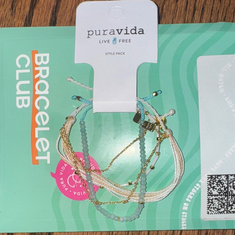 NWT Puravida bracelet set!